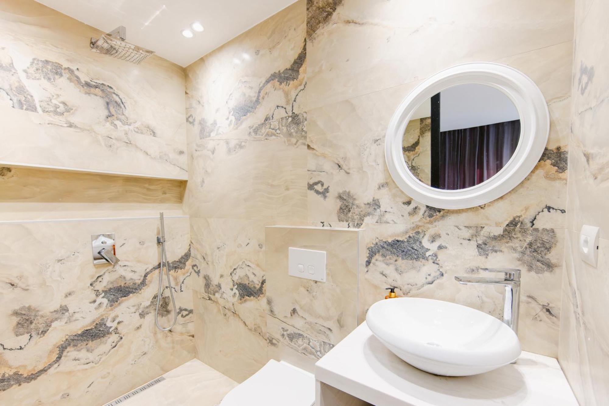Durres Str Modern - The Nest Apartament *