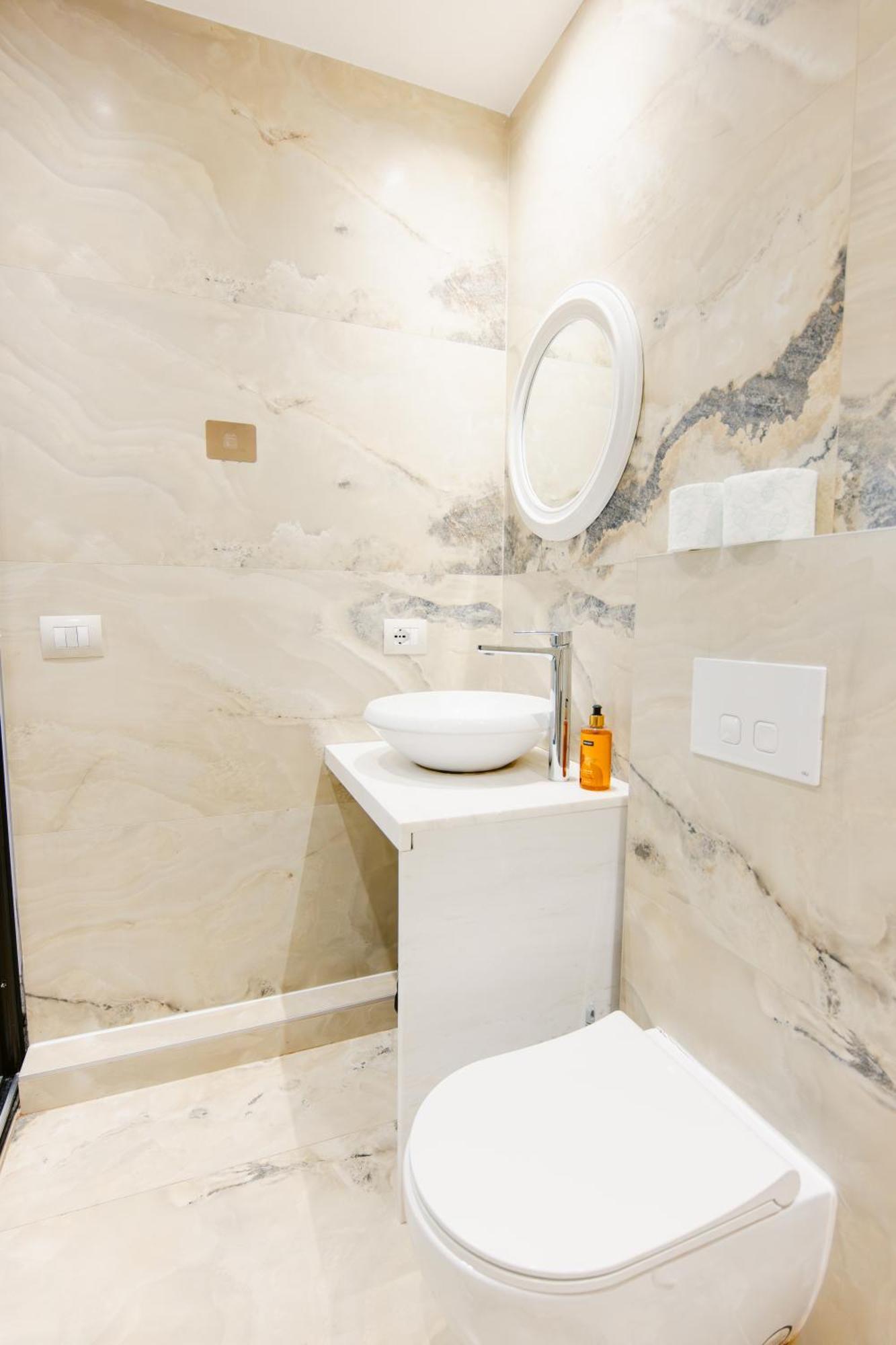 Durres Str Modern - The Nest Apartment