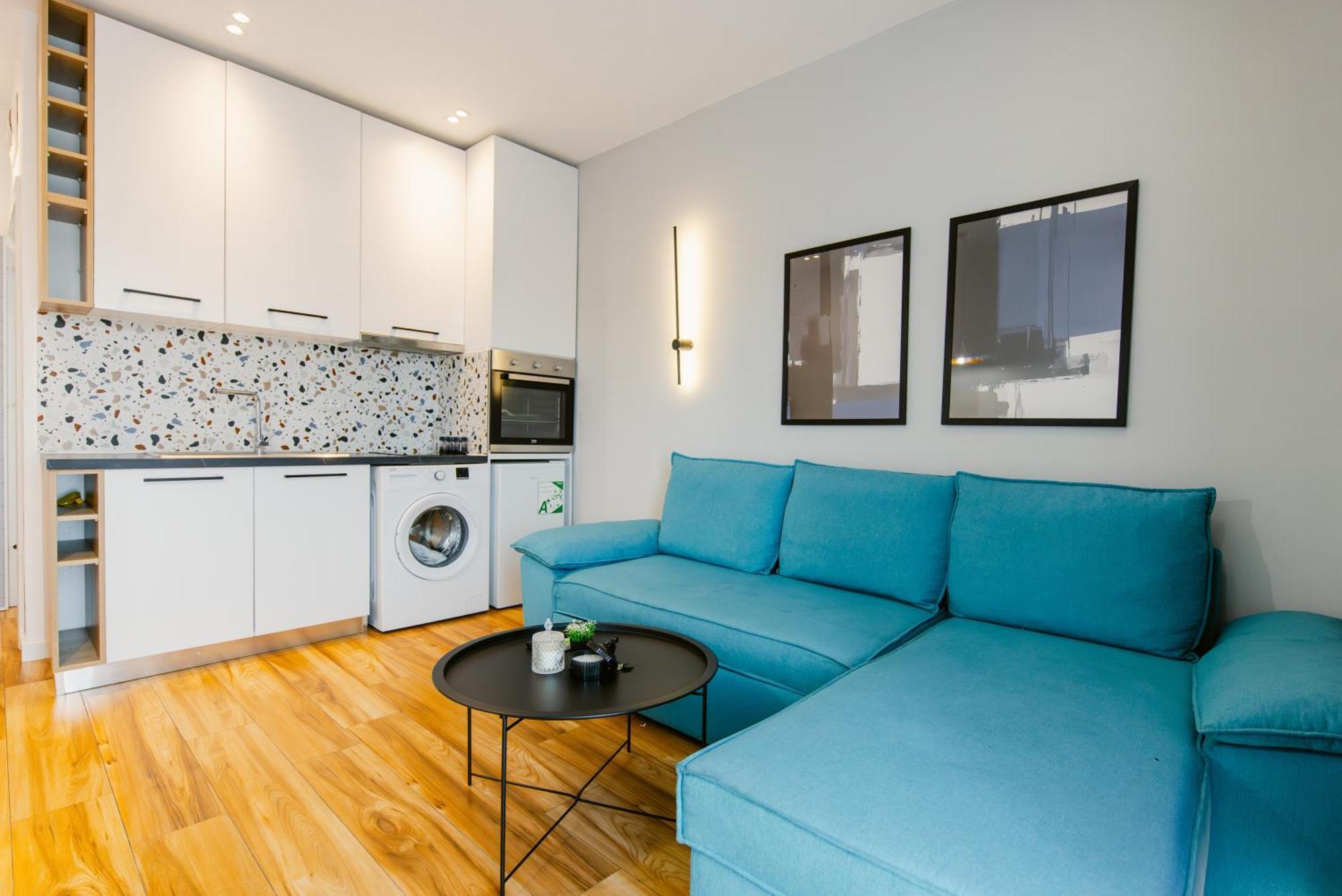 Durres Str Modern - The Nest Apartment *