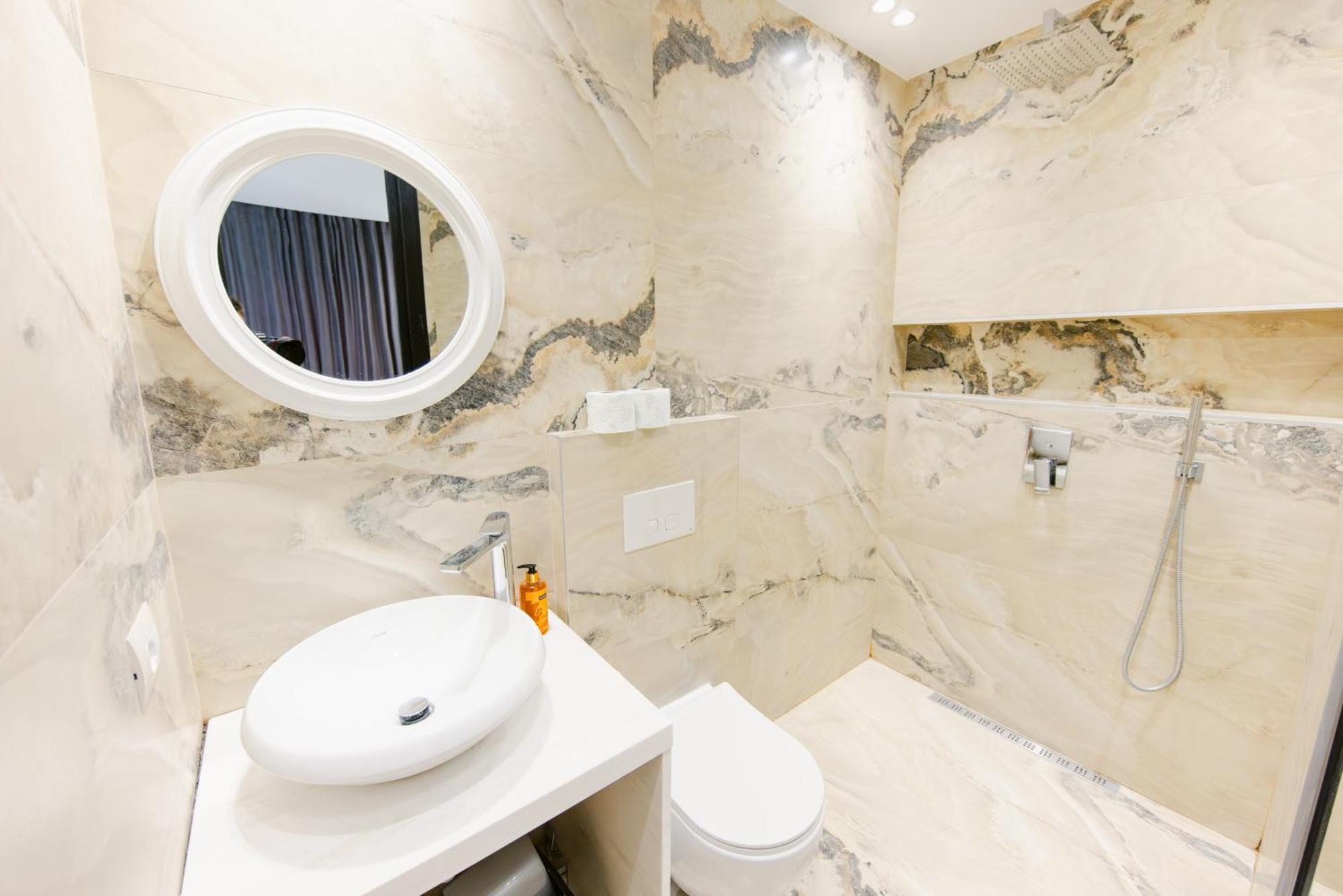 Durres Str Modern - The Nest Apartment *
